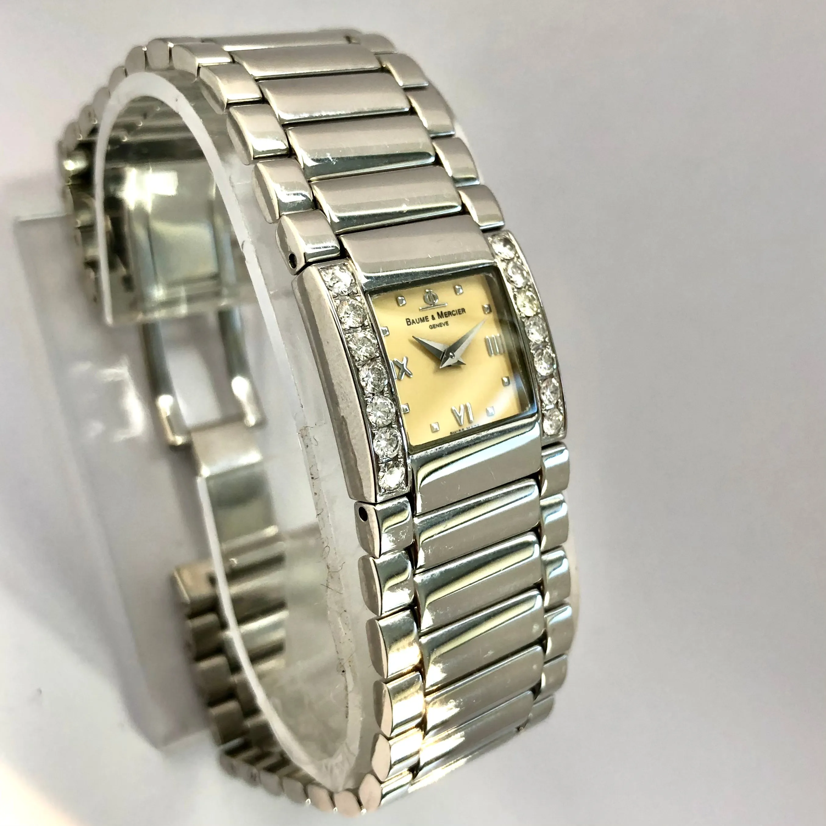 BAUME & MERCIER Quartz 21mm Steel 0.8TCW Diamonds Watch