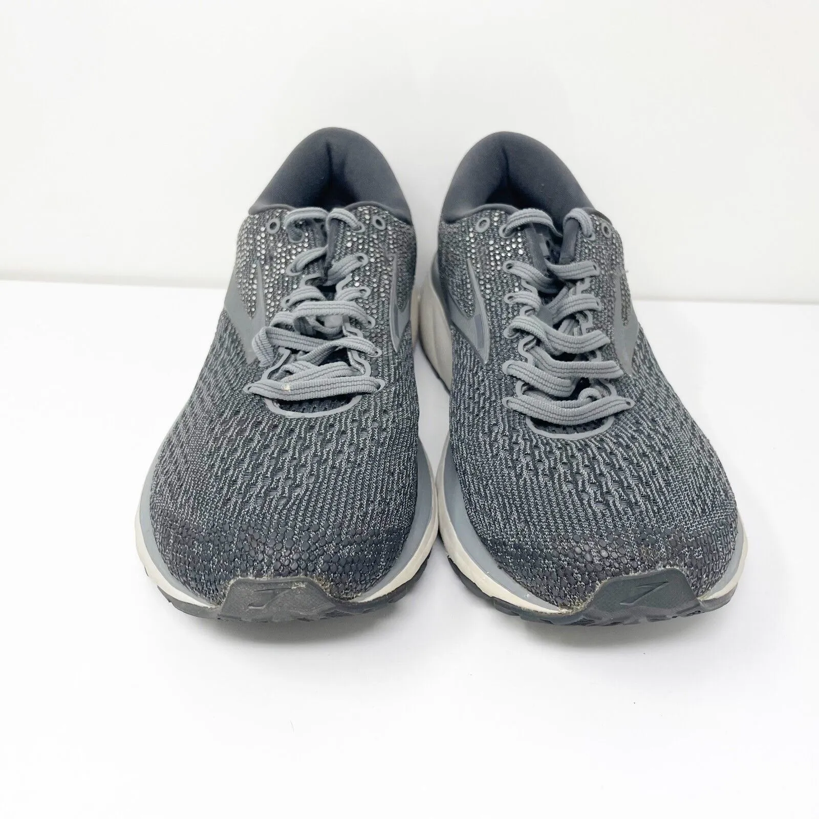 Brooks Mens Ghost 11 1102881D003 Gray Running Shoes Sneakers Size 9.5 D