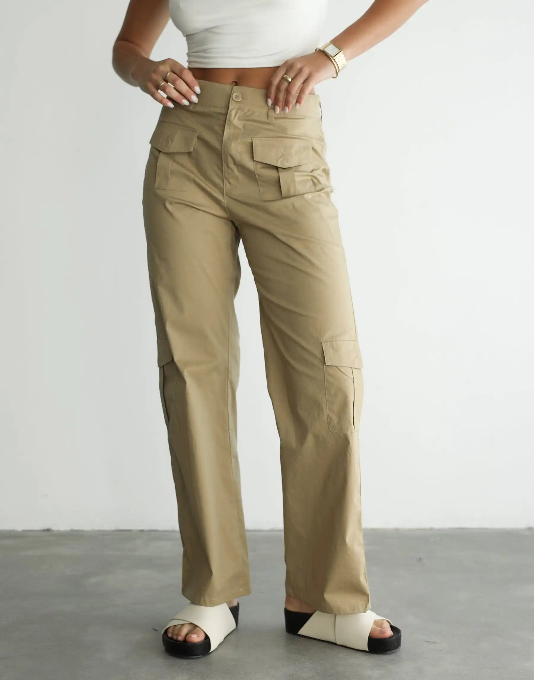 Criezelle Pants (Beige)