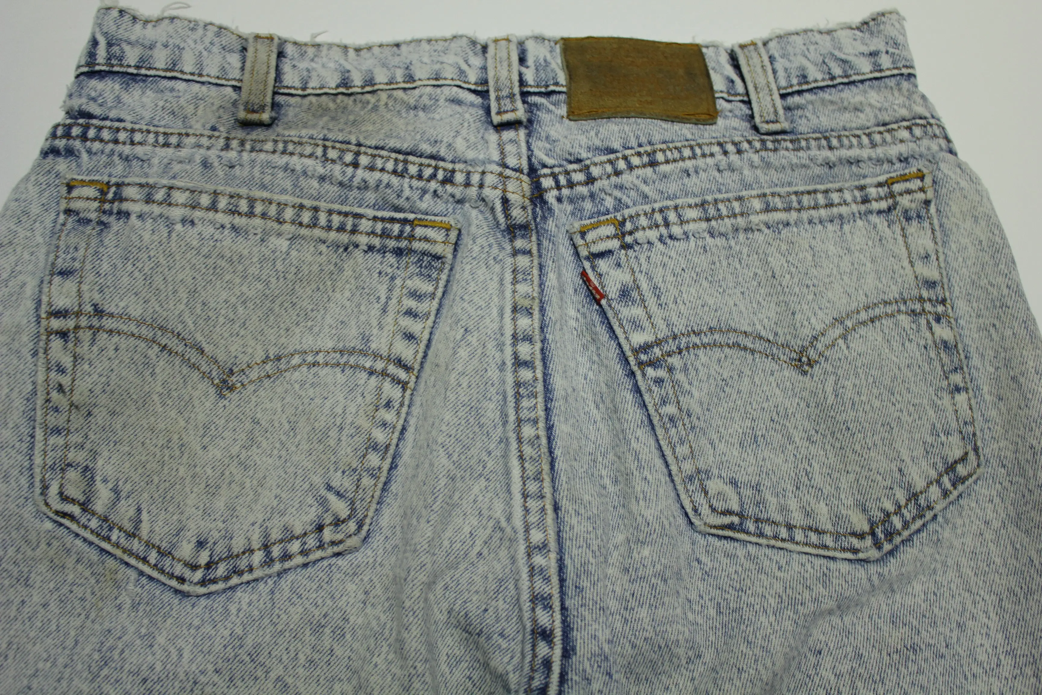 Levis 540 Leather Tab Patch Vintage 90's Made in USA Denim Grunge Acid Washed Jeans