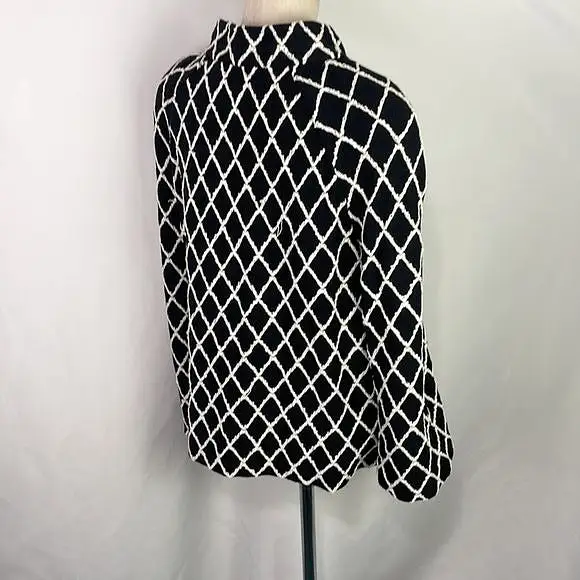 StJohnBlack White Print Button Front Jacket