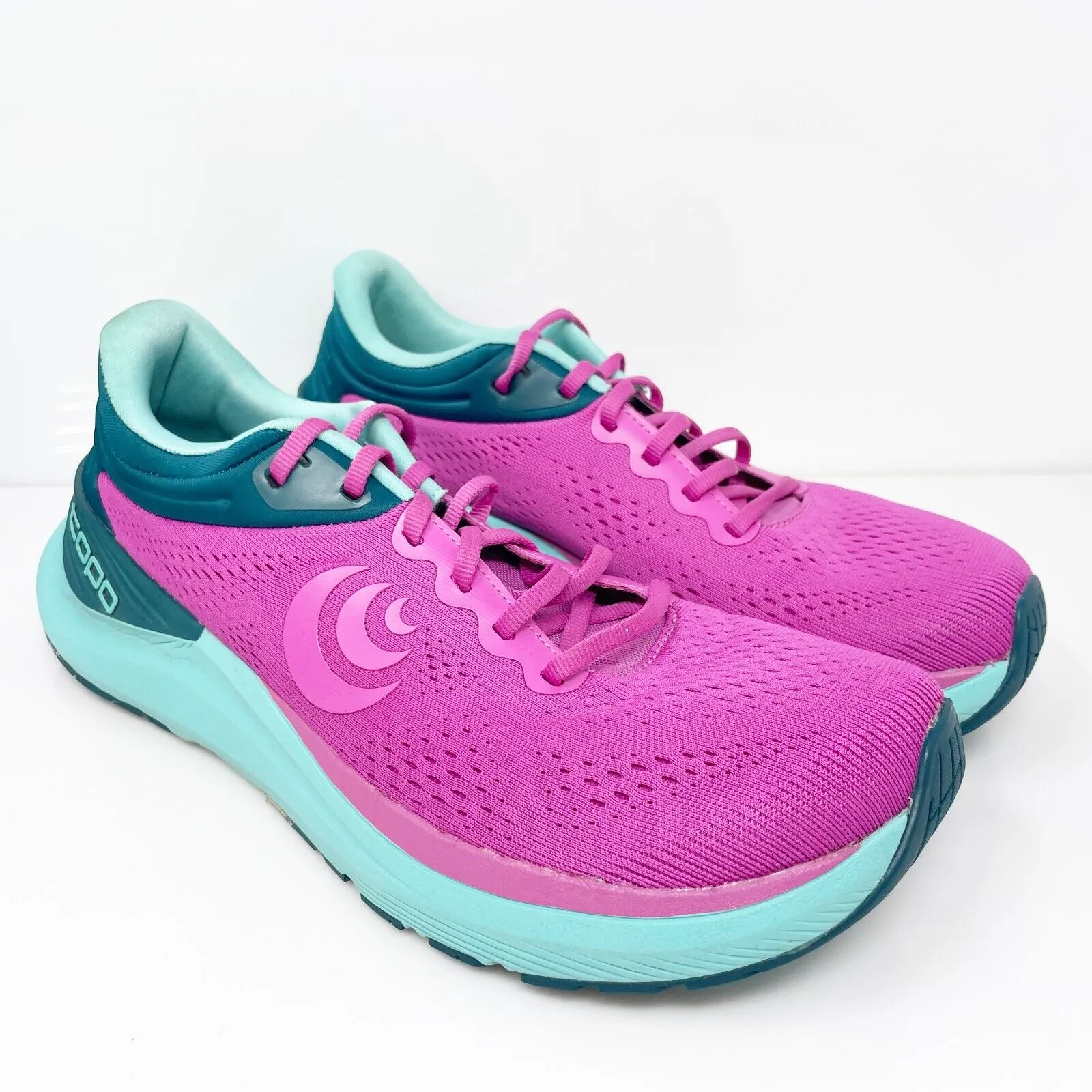 Topo Athletic Womens Ultrafly 4 Pink Running Shoes Sneakers Size 10